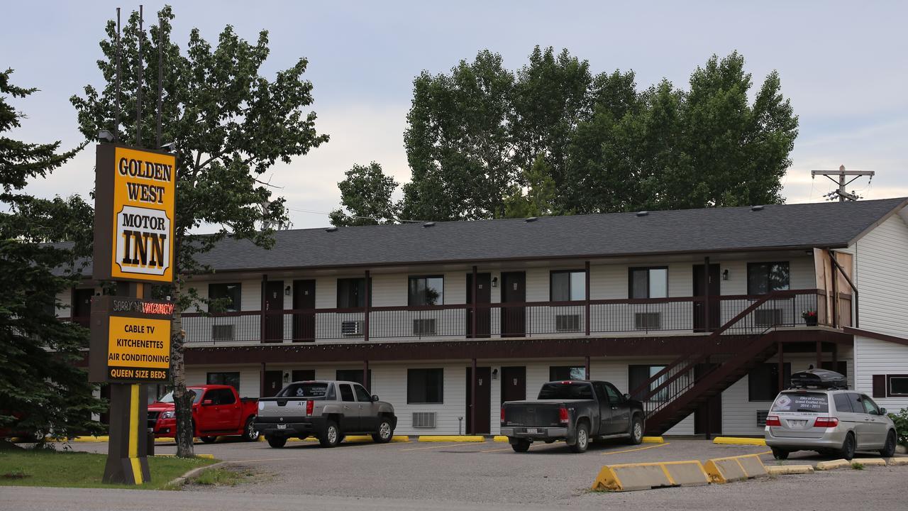Golden West Motor Inn Carstairs Eksteriør billede
